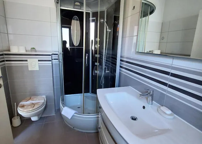 La Gioia 特罗吉尔